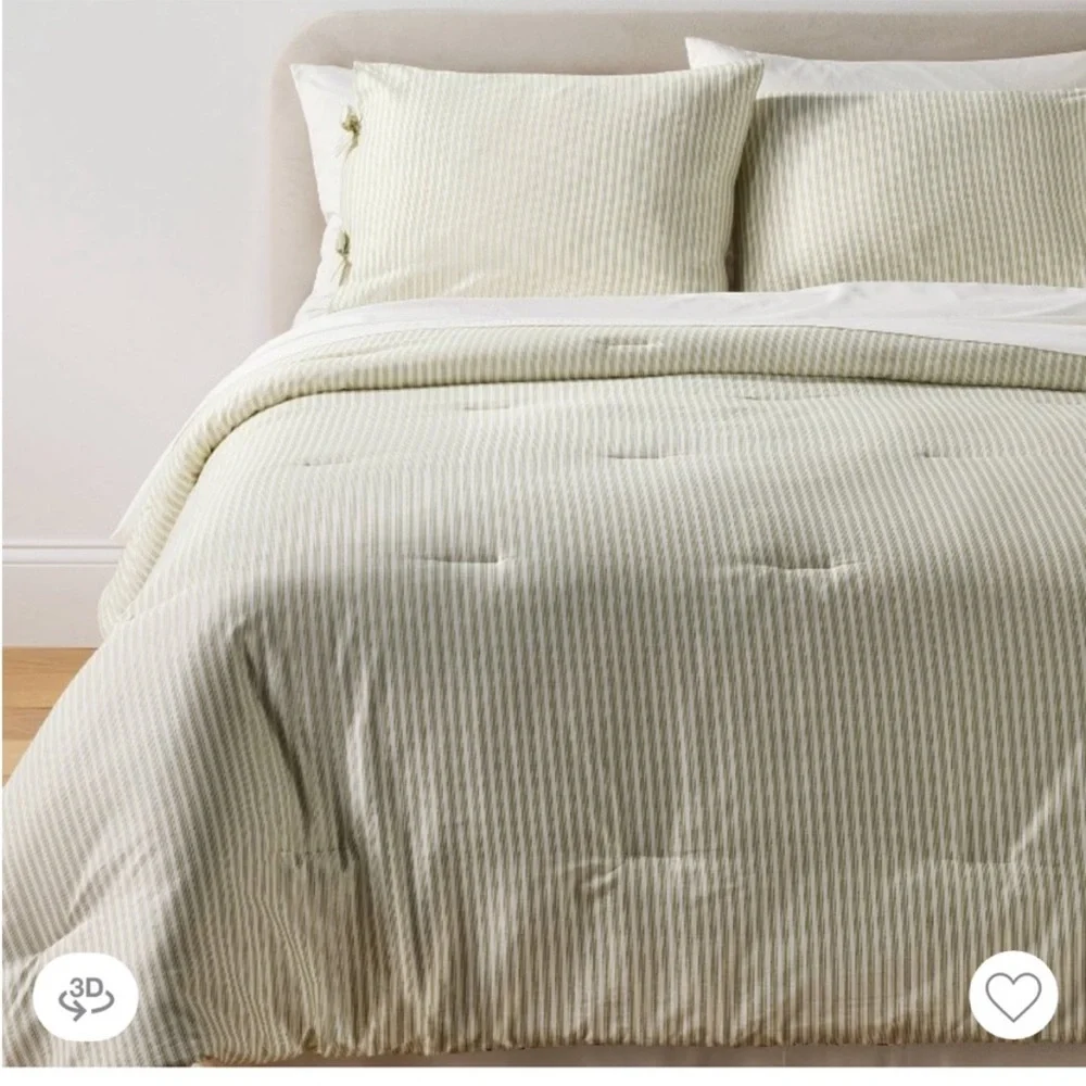 Studio McGee Twin/XL Reversible 2 Piece Comforter Set Pink/Green